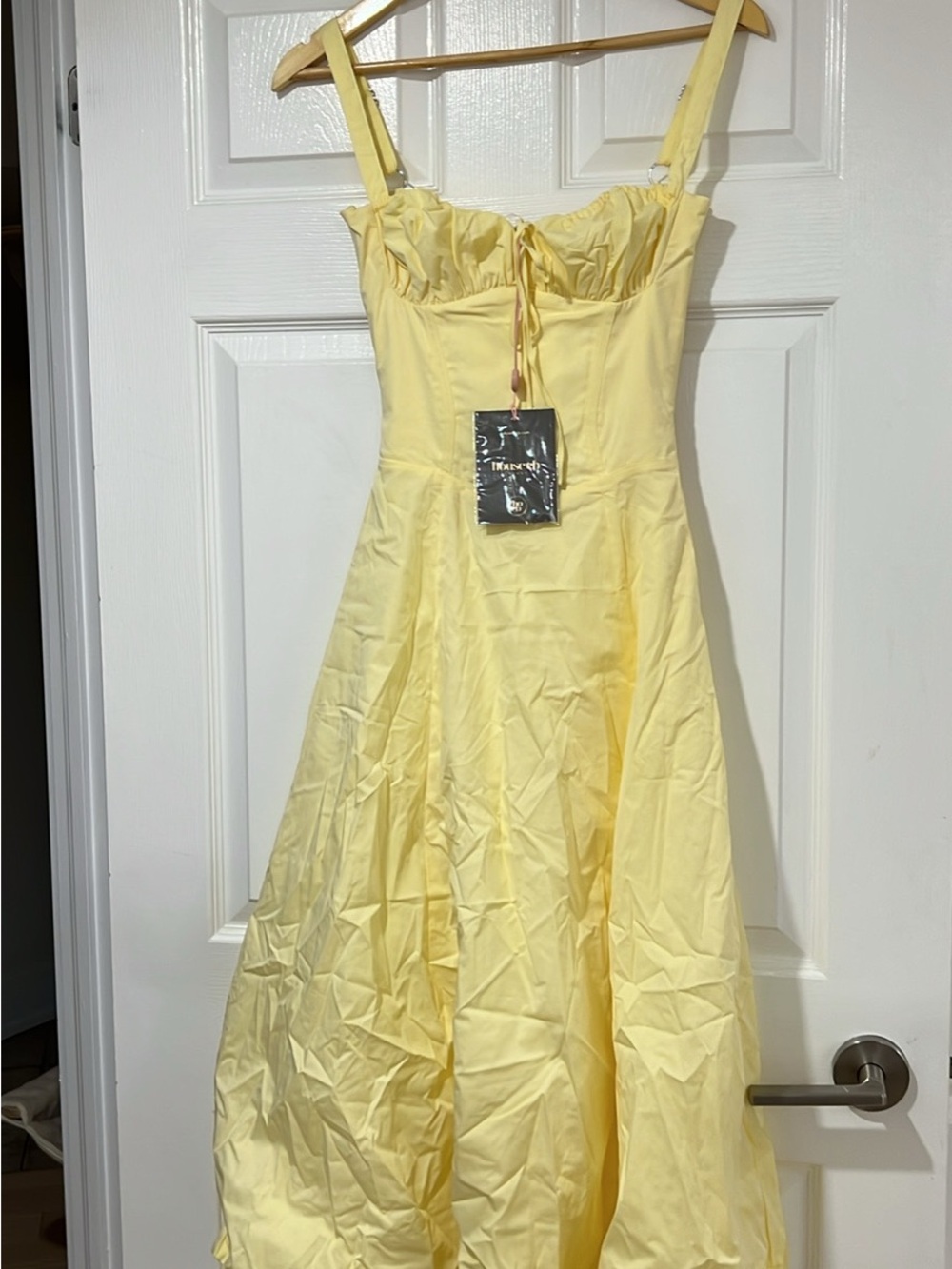 House of CB Carmen ‘Buttercup’ Butter Yellow Corset Midi Dress - Picture 3 of 11